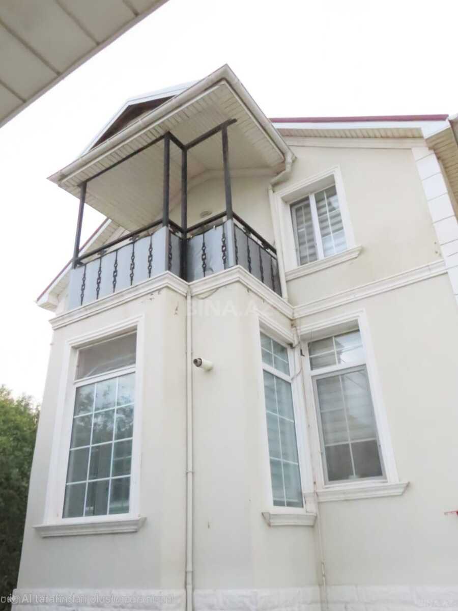 4 otaqlı Həyət evi/Bağ evi, 28 May q., Bakı