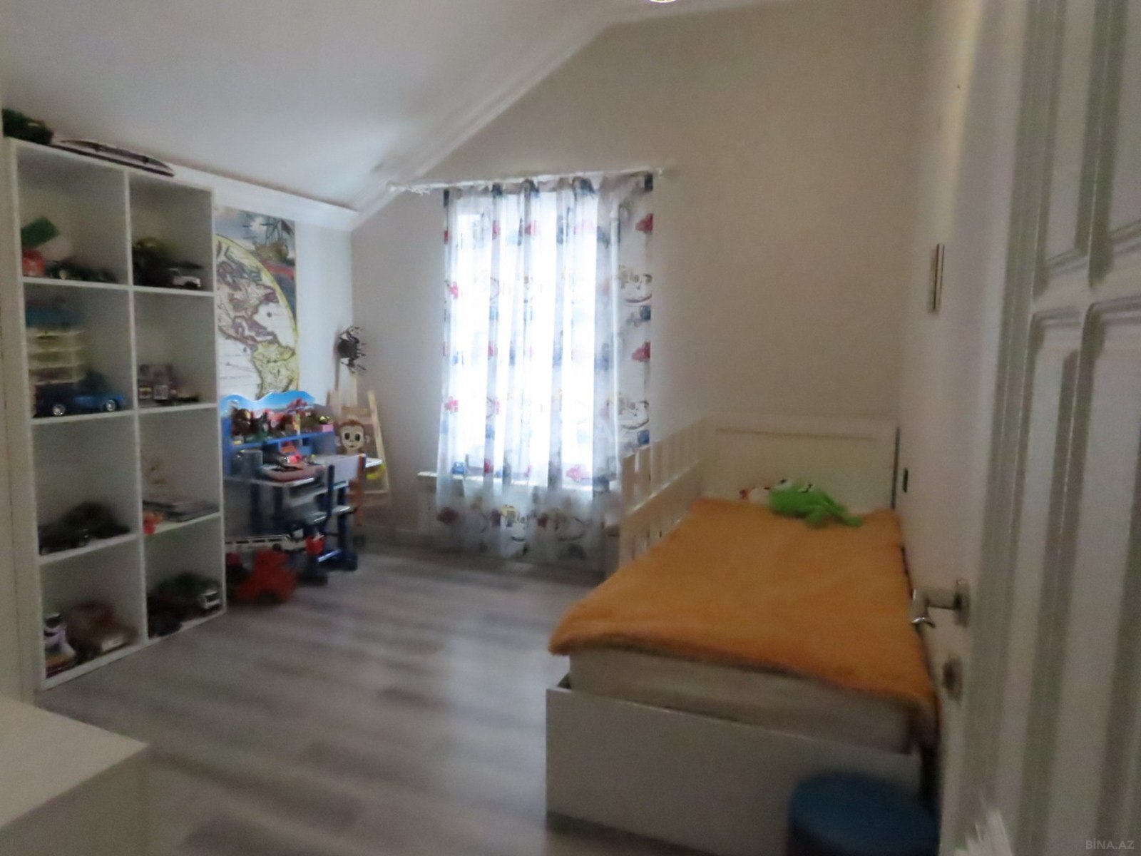 4 otaqlı Həyət evi/Bağ evi, 28 May q., Bakı
