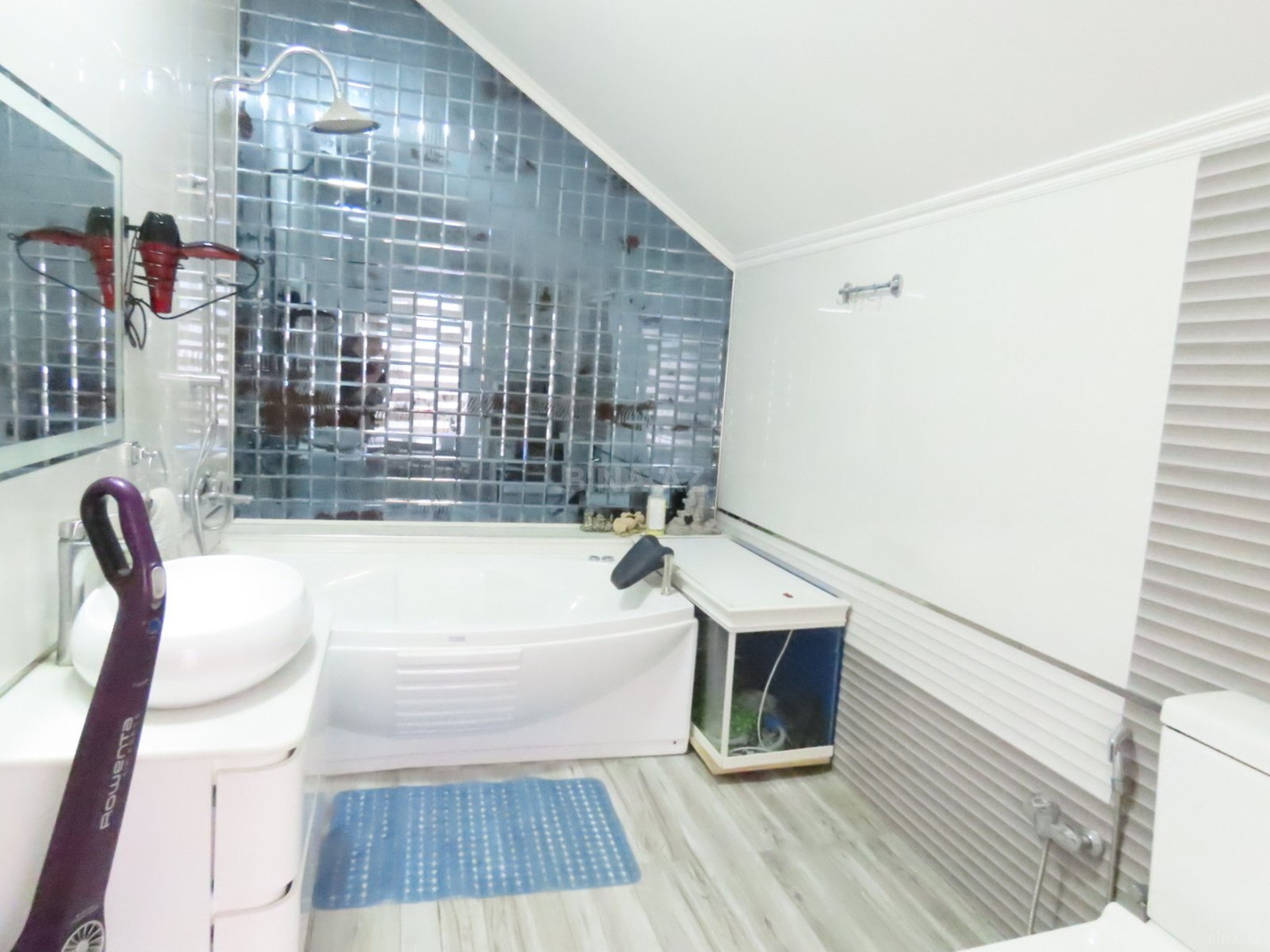 4 otaqlı Həyət evi/Bağ evi, 28 May q., Bakı