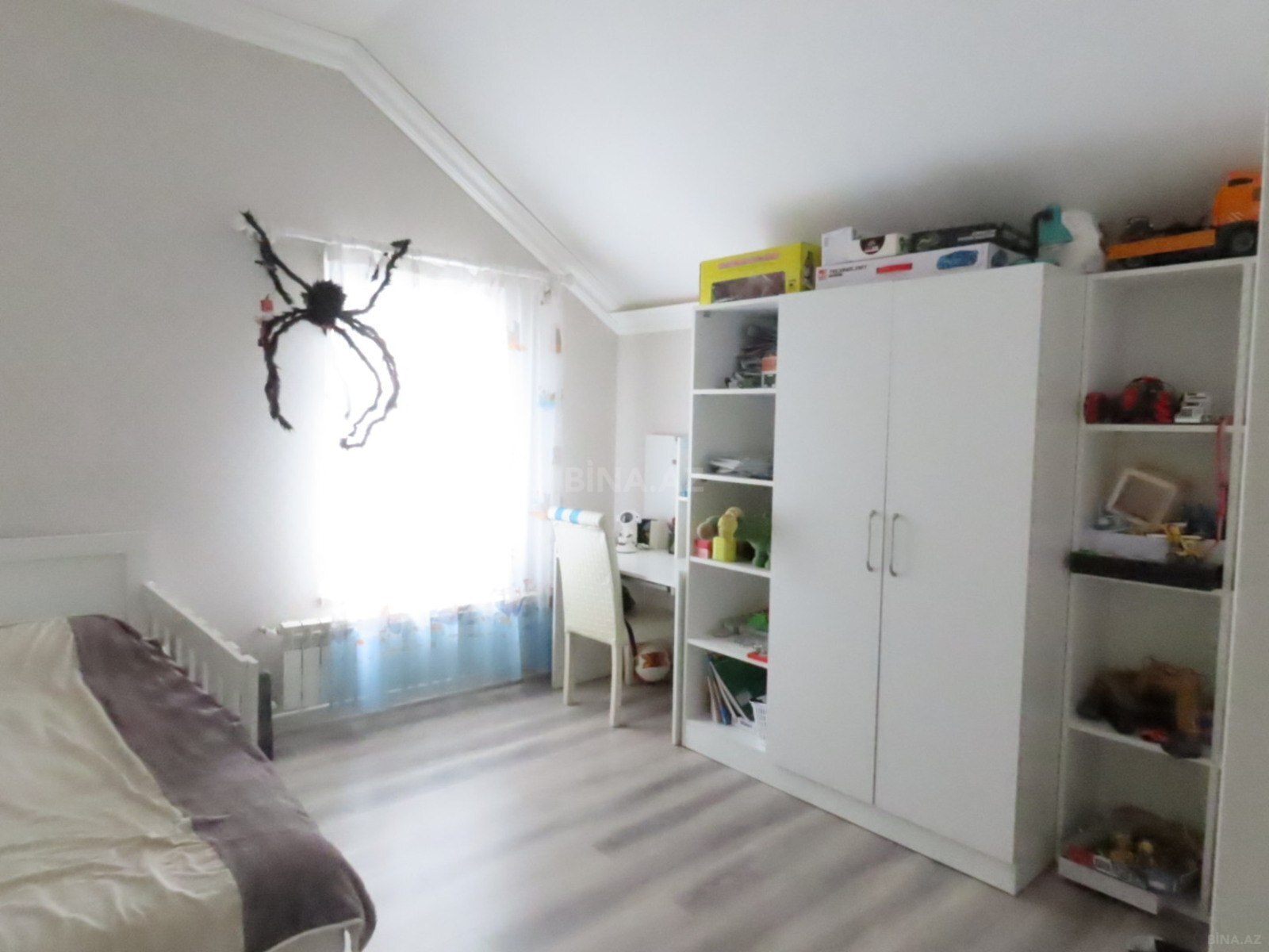 4 otaqlı Həyət evi/Bağ evi, 28 May q., Bakı