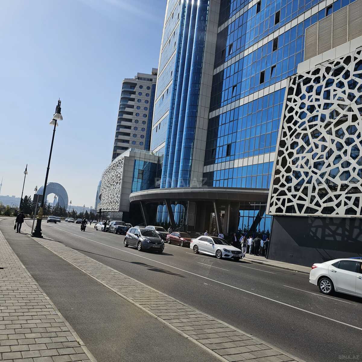 3 otaqlı Yeni tikili, Şah İsmayıl Xətai m., Bakı