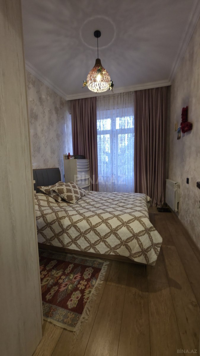 2 otaqlı Köhnə tikili, Bakıxanov q., Bakı