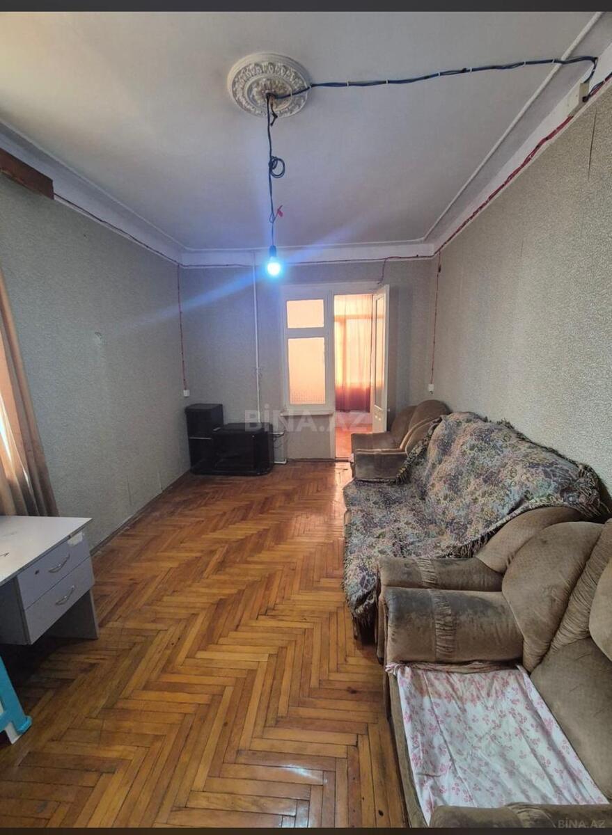 2 otaqlı Köhnə tikili, Xalqlar Dostluğu m., Bakı