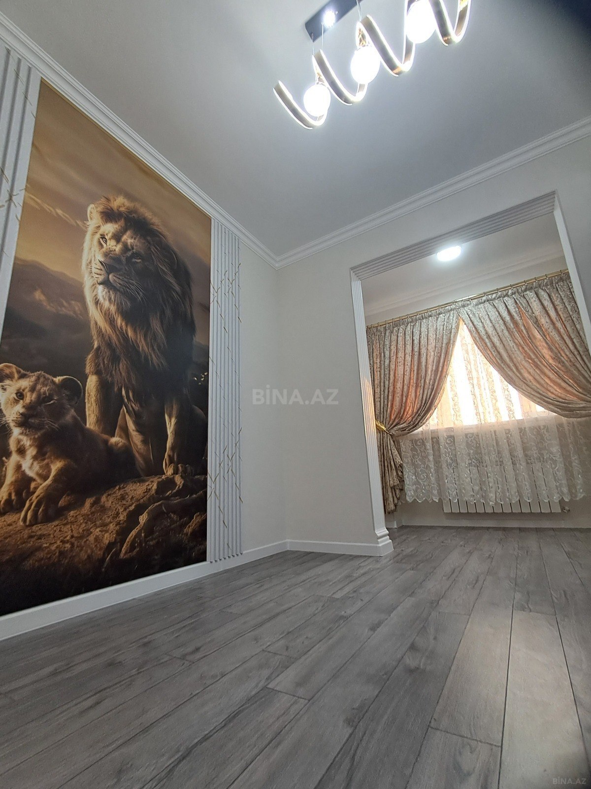 3 otaqlı Köhnə tikili, İnşaatçılar m., Bakı