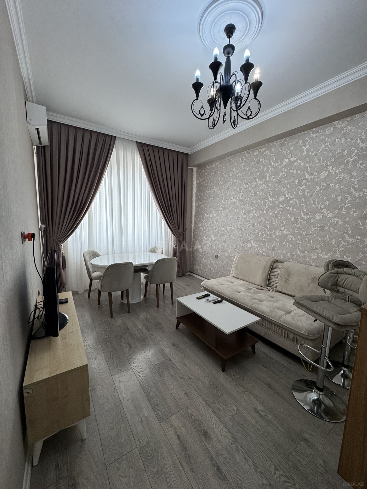 2 otaqlı Yeni tikili, Xırdalan