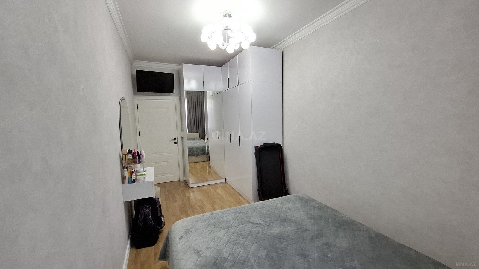2 otaqlı Köhnə tikili, Azadlıq Prospekti m., Bakı