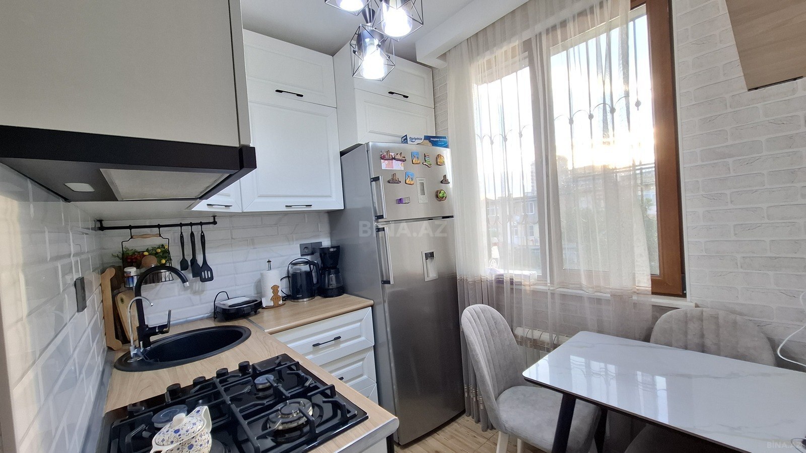 2 otaqlı Köhnə tikili, Azadlıq Prospekti m., Bakı