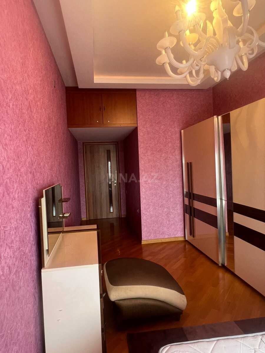 3 otaqlı Yeni tikili, 8 Noyabr m., Bakı