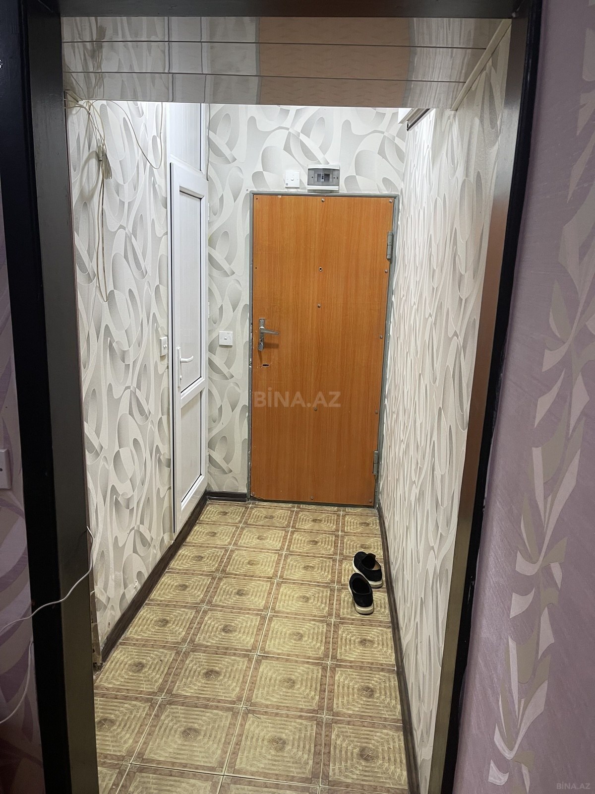3 otaqlı Köhnə tikili, Memar Əcəmi m., Bakı