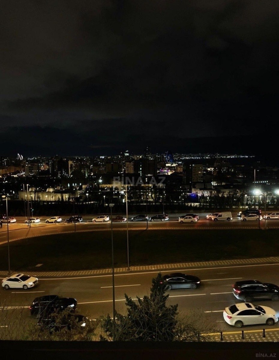 3 otaqlı Köhnə tikili, İçəri Şəhər m., Bakı