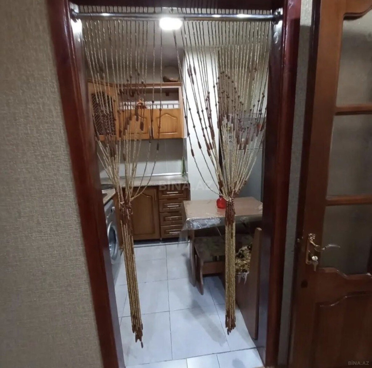 2 otaqlı Köhnə tikili, Elmlər Akademiyası m., Bakı