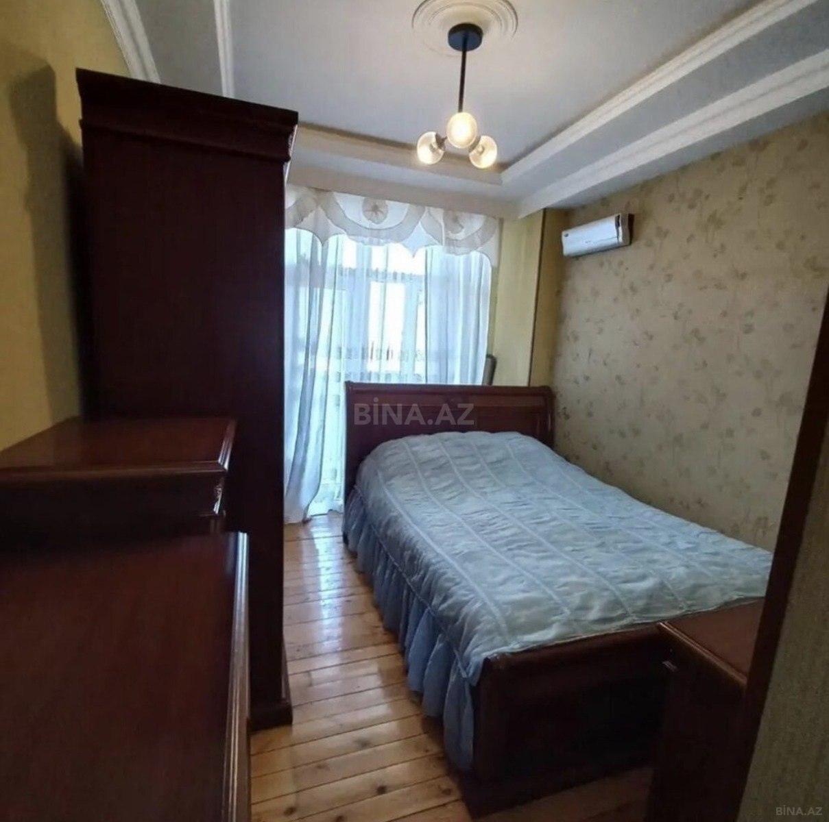 2 otaqlı Köhnə tikili, Elmlər Akademiyası m., Bakı
