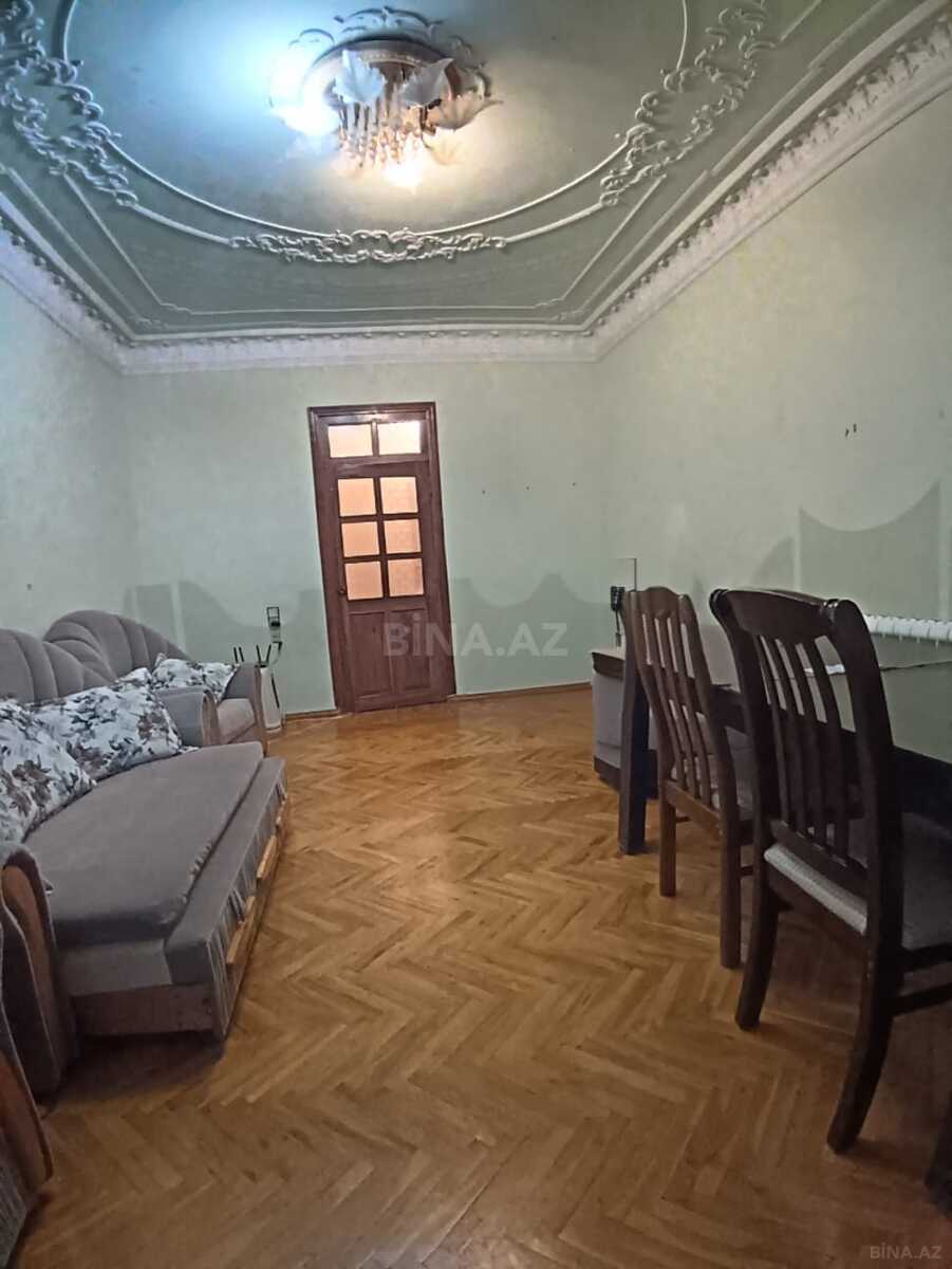 3 otaqlı Köhnə tikili, Sumqayıt