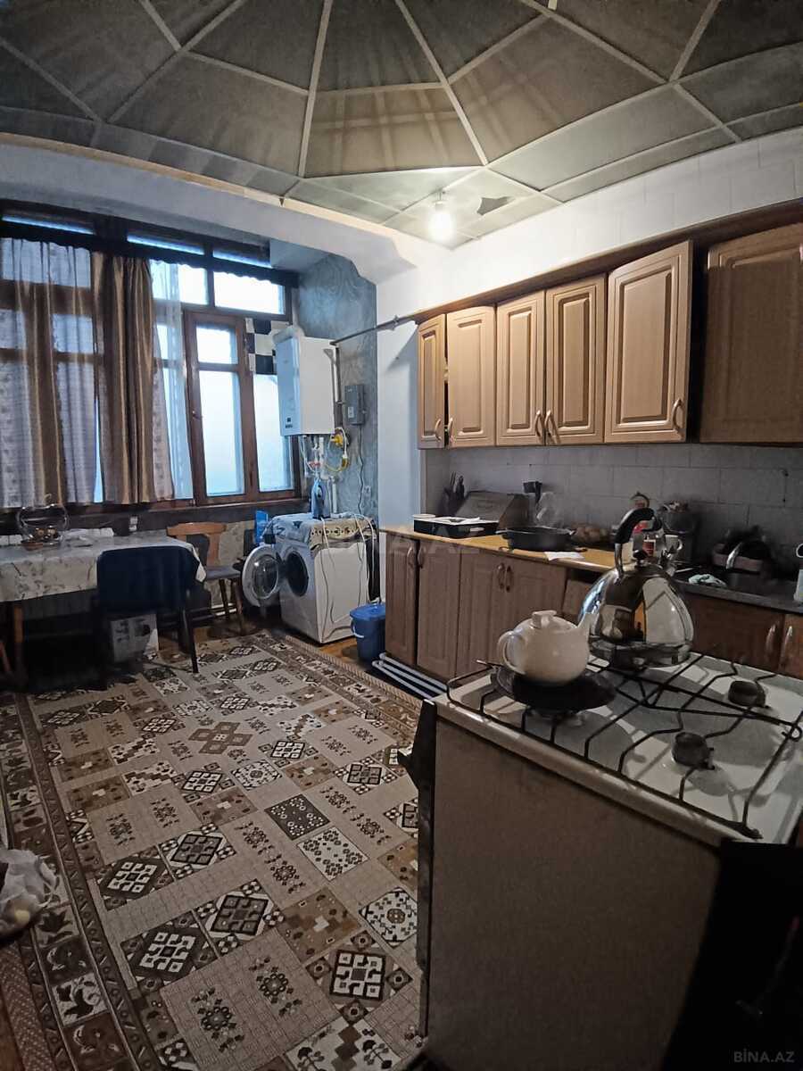 3 otaqlı Köhnə tikili, Sumqayıt