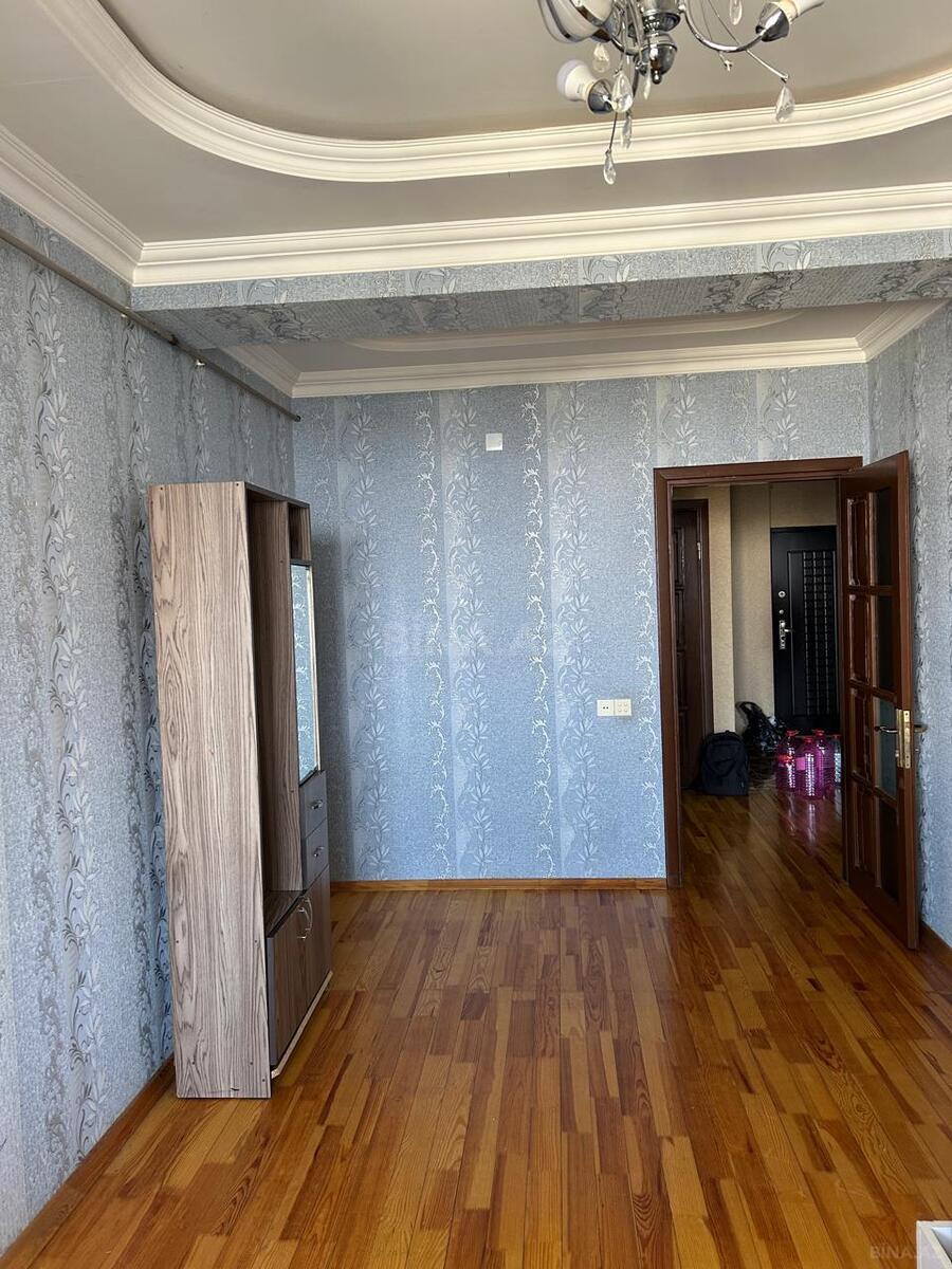 3 otaqlı Yeni tikili, Memar Əcəmi m., Bakı