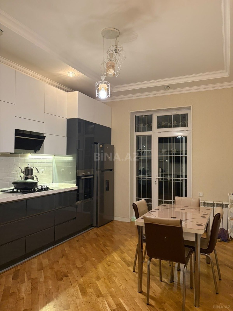 5 otaqlı Həyət evi/Bağ evi, Mehdiabad q., Bakı