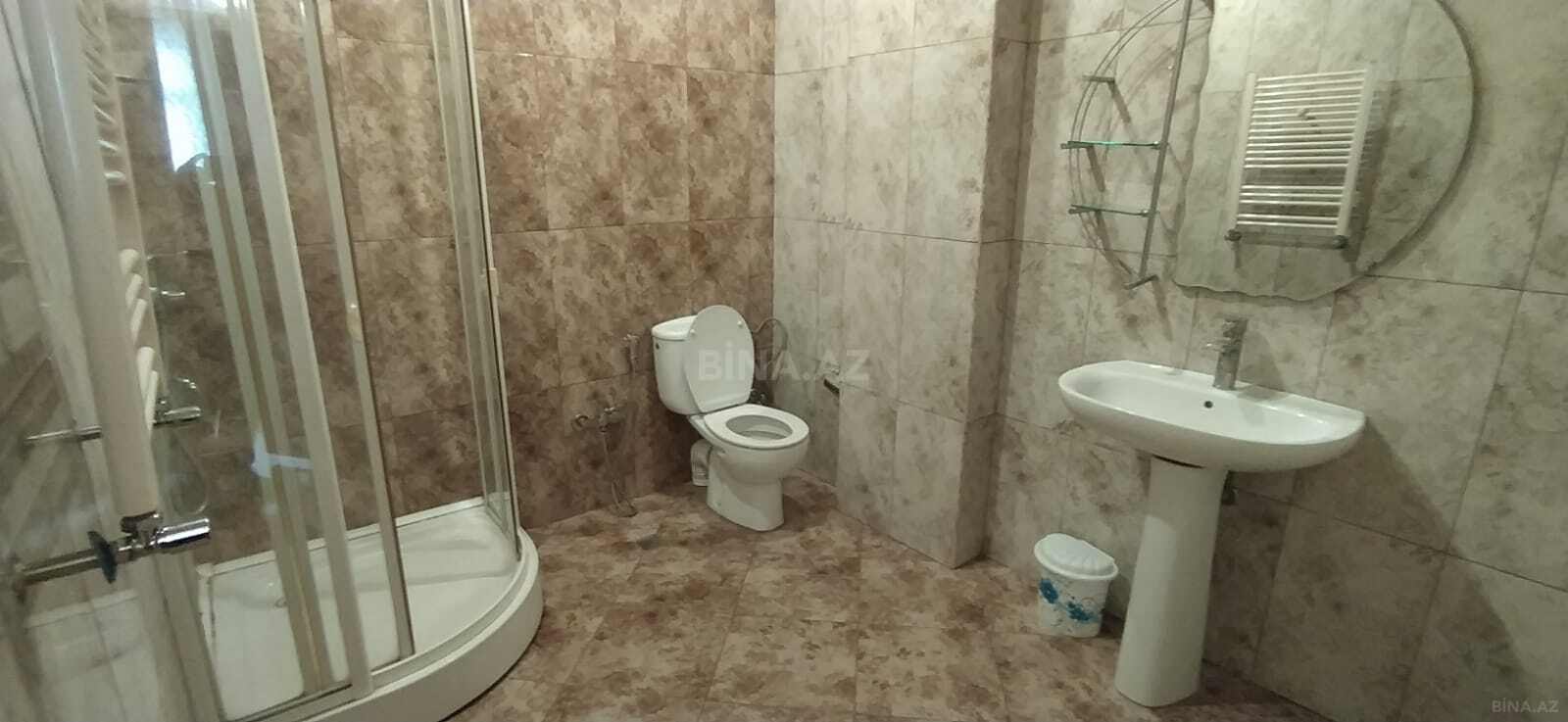 4 otaqlı Yeni tikili, Nizami m., Bakı