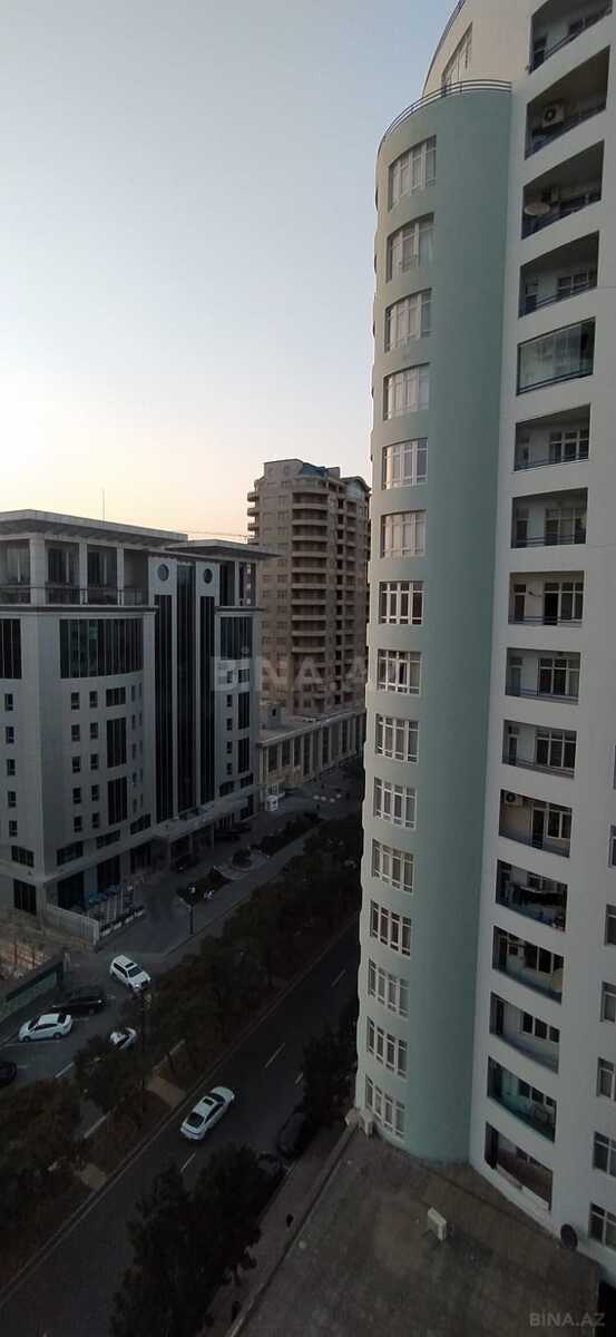 4 otaqlı Yeni tikili, Nizami m., Bakı