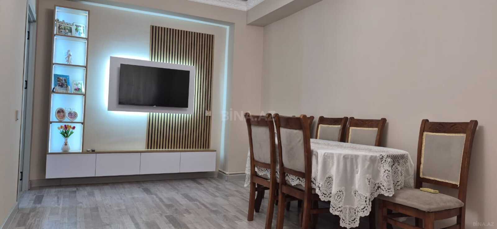 3 otaqlı Yeni tikili, Xırdalan