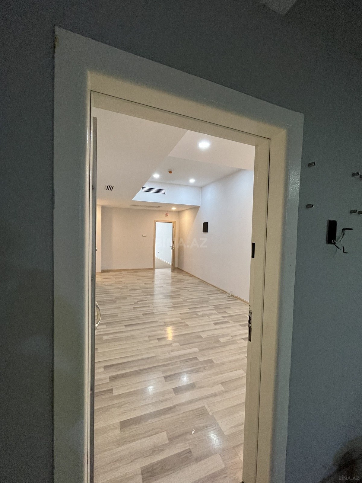 4 otaqlı Ofis, Böyükşor q., Bakı