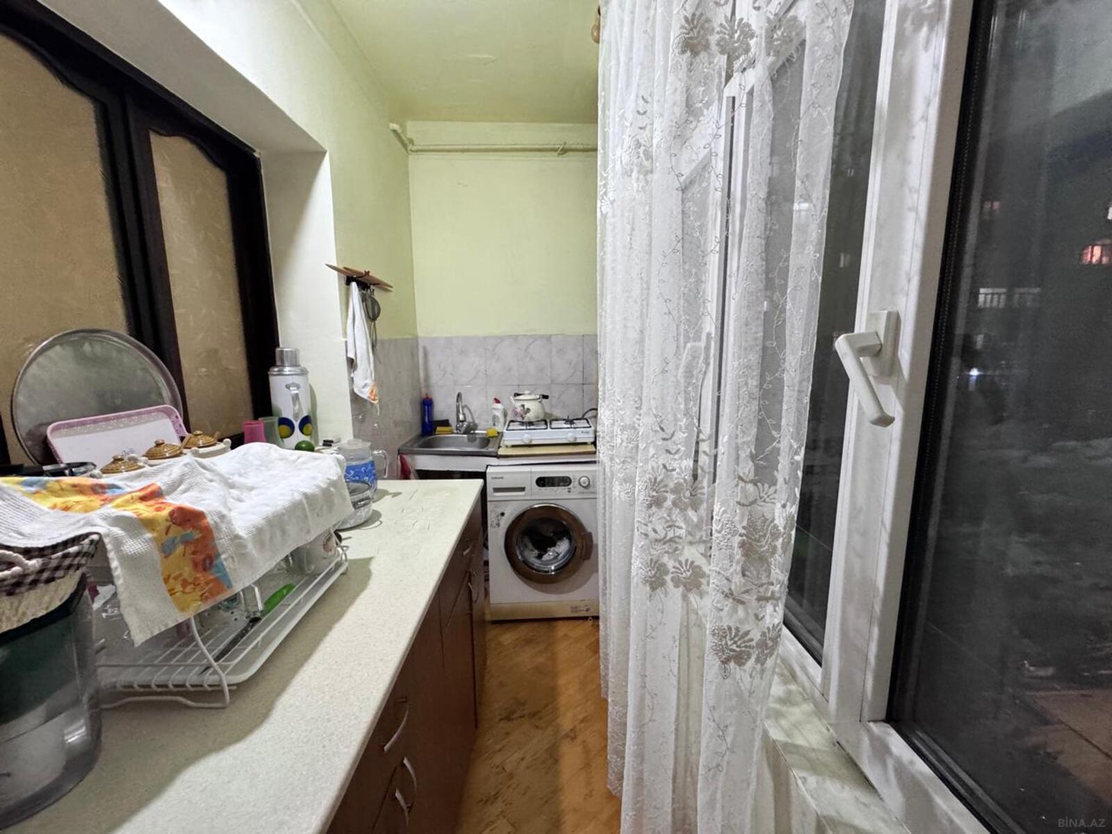 2 otaqlı Köhnə tikili, Azadlıq Prospekti m., Bakı