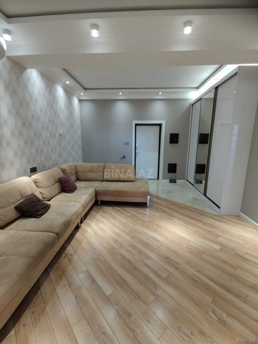3 otaqlı Yeni tikili, Qara Qarayev m., Bakı