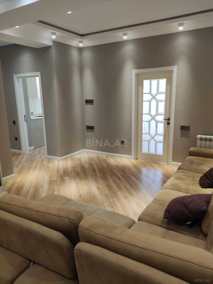 3 otaqlı Yeni tikili, Qara Qarayev m., Bakı