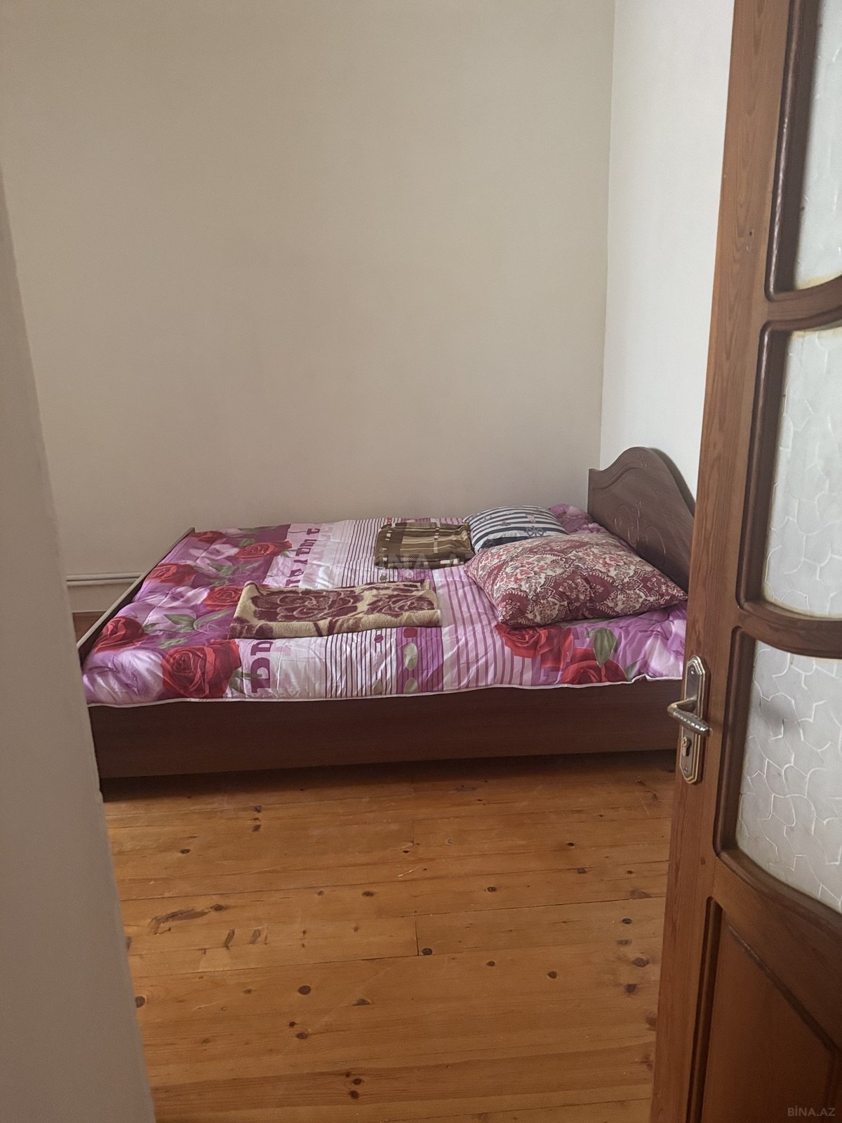 3 otaqlı Həyət evi/Bağ evi, Şah İsmayıl Xətai m., Bakı