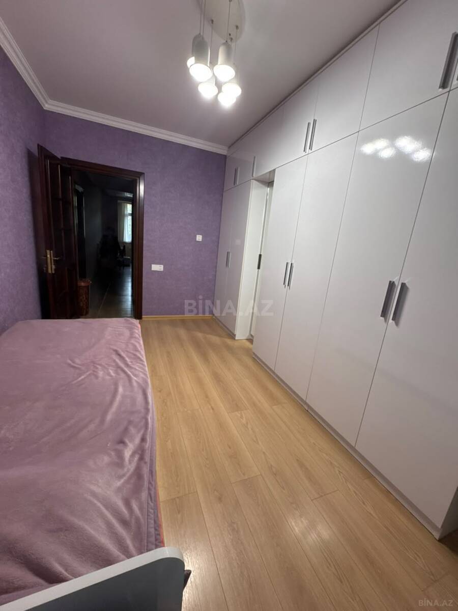 3 otaqlı Köhnə tikili, Həzi Aslanov m., Bakı