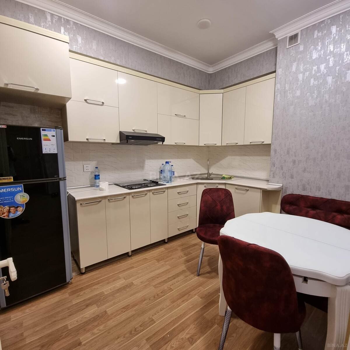 2 otaqlı Yeni tikili, Qara Qarayev m., Bakı