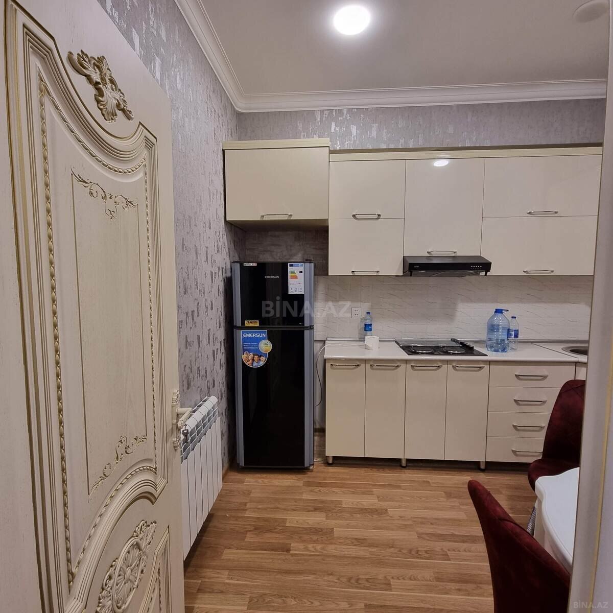 2 otaqlı Yeni tikili, Qara Qarayev m., Bakı