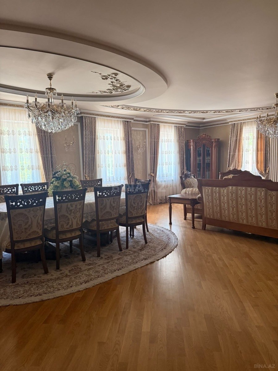8 otaqlı Həyət evi/Bağ evi, Novxanı q., Bakı