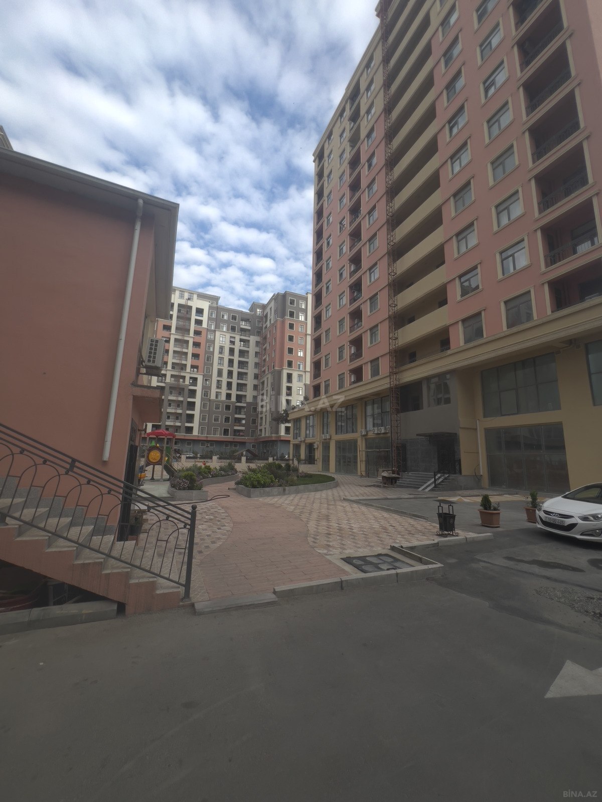 2 otaqlı Yeni tikili, Qara Qarayev m., Bakı