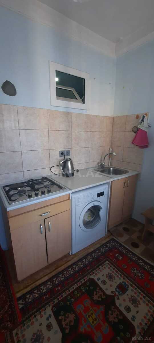 1 otaqlı Köhnə tikili, Memar Əcəmi m., Bakı