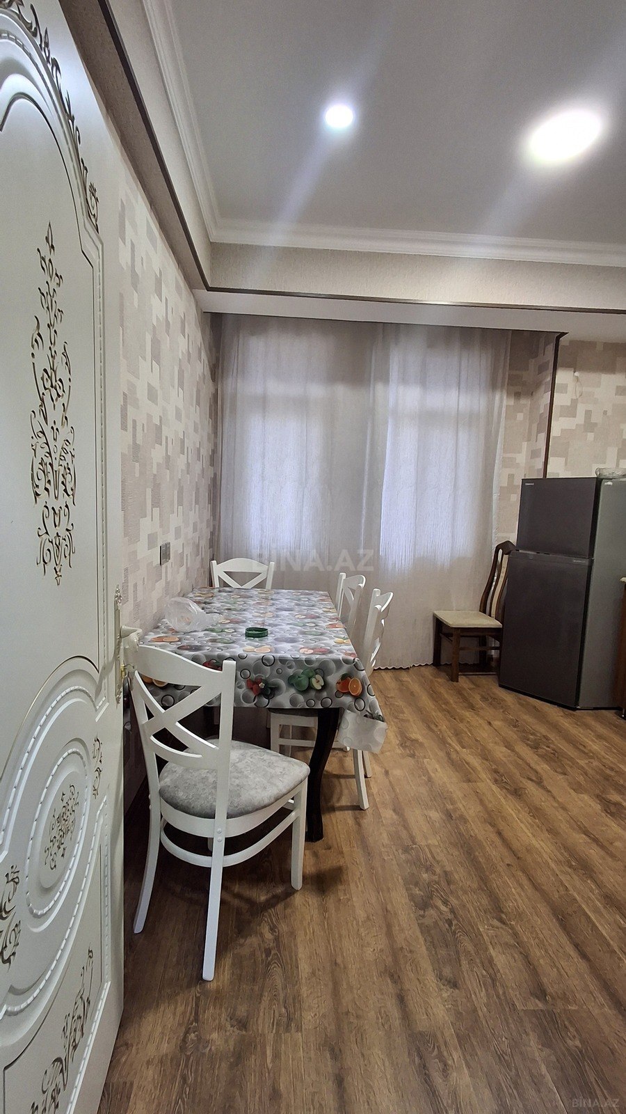 1 otaqlı Yeni tikili, Memar Əcəmi m., Bakı