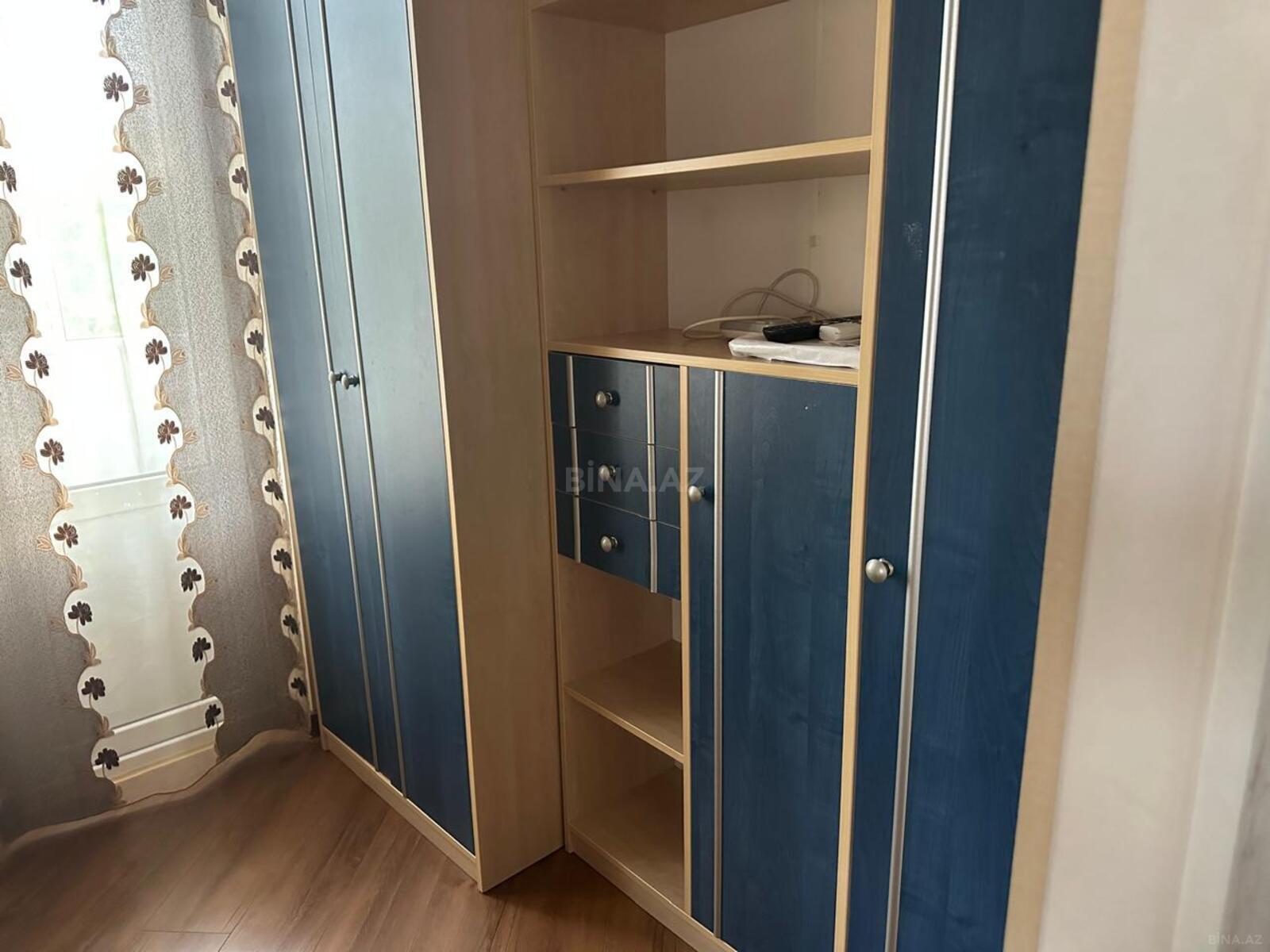 2 otaqlı Köhnə tikili, Elmlər Akademiyası m., Bakı