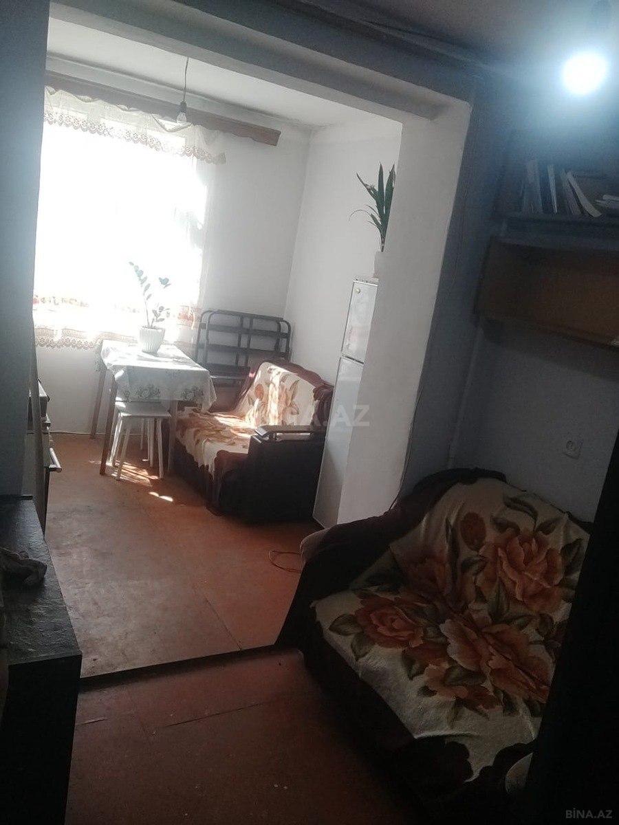 2 otaqlı Köhnə tikili, Elmlər Akademiyası m., Bakı