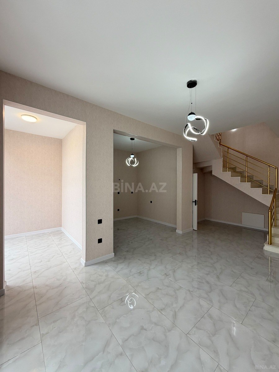 4 otaqlı Həyət evi/Bağ evi, Mərdəkan q., Bakı