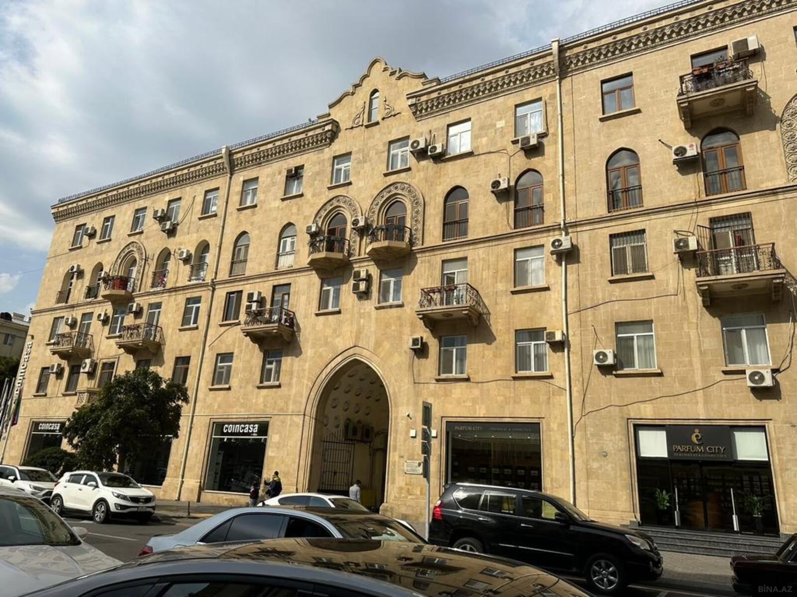2 otaqlı Köhnə tikili, Sahil m., Bakı