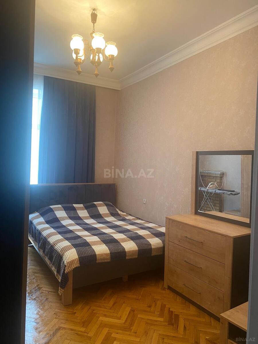 2 otaqlı Köhnə tikili, Sahil m., Bakı