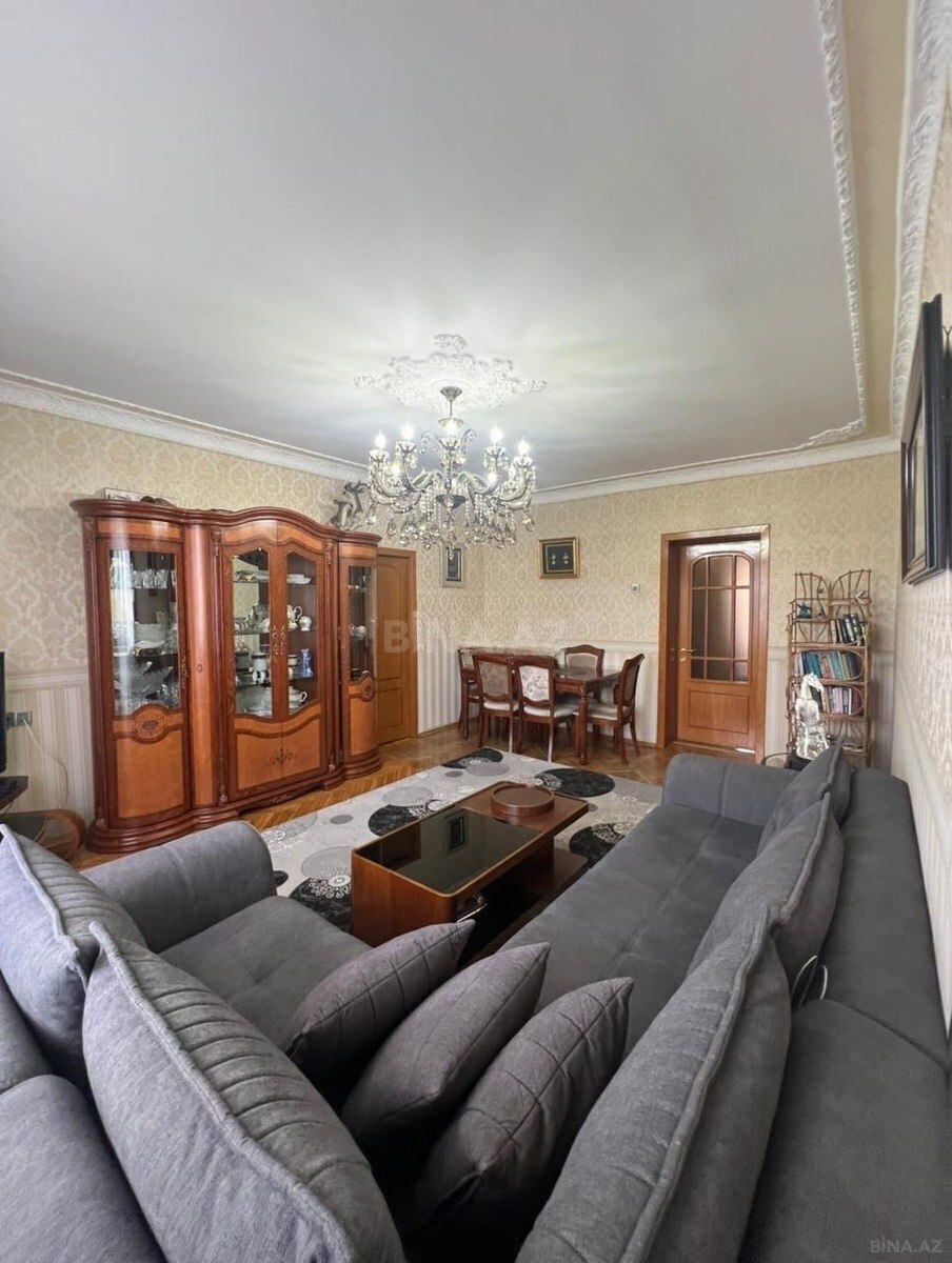 4 otaqlı Köhnə tikili, Yasamal q., Bakı