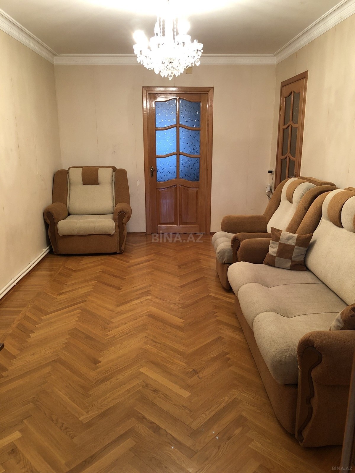 3 otaqlı Köhnə tikili, 8 Noyabr m., Bakı