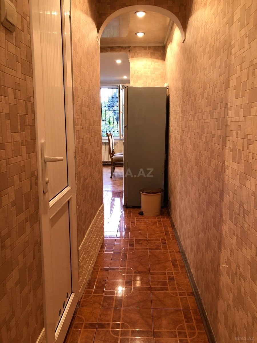 3 otaqlı Köhnə tikili, 8 Noyabr m., Bakı