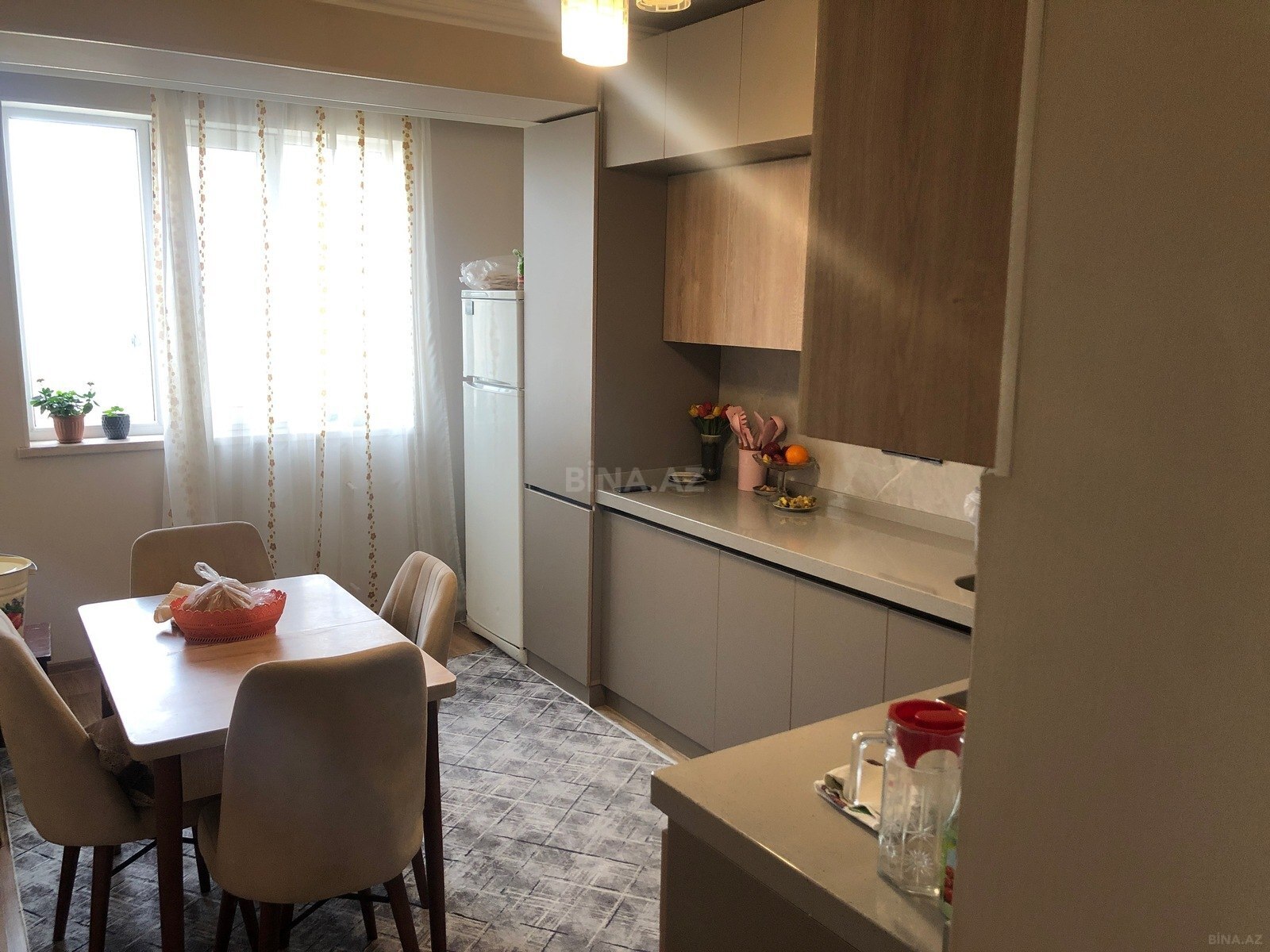 4 otaqlı Köhnə tikili, Qaraçuxur q., Bakı