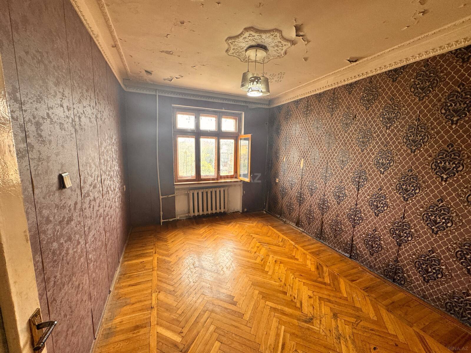 3 otaqlı Köhnə tikili, Qara Qarayev m., Bakı