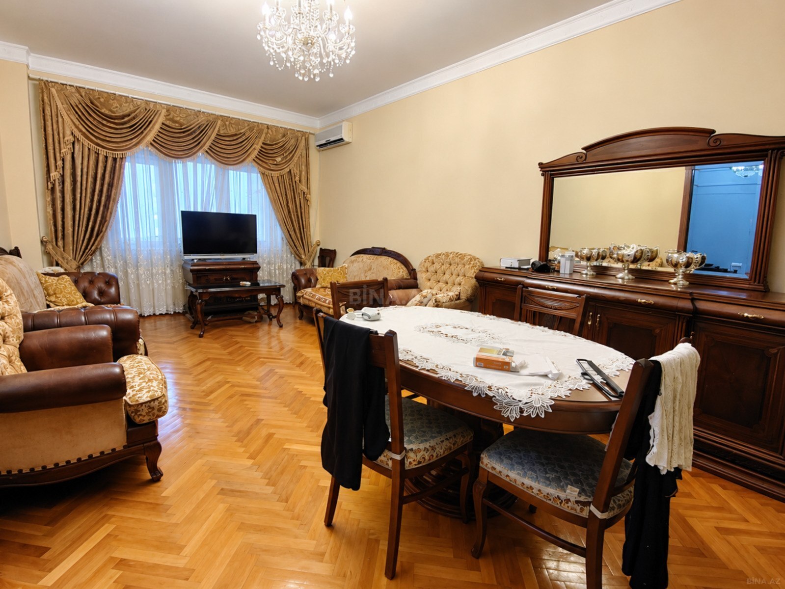 3 otaqlı Yeni tikili, Memar Əcəmi m., Bakı