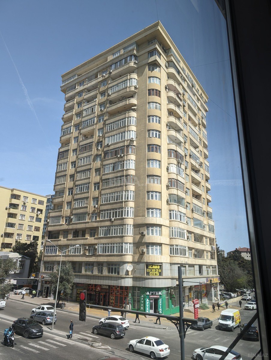 3 otaqlı Yeni tikili, Memar Əcəmi m., Bakı