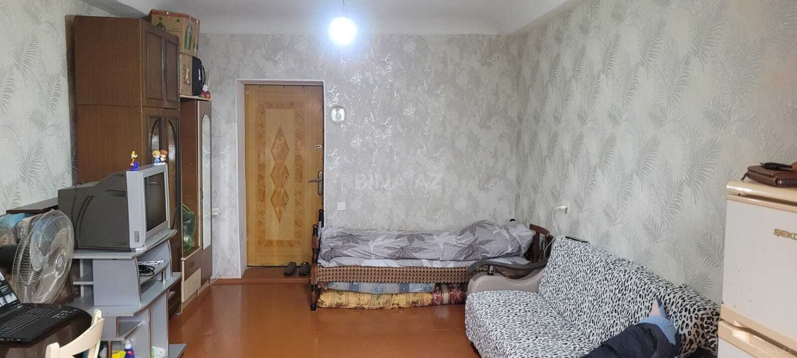 1 otaqlı Köhnə tikili, Qara Qarayev m., Bakı