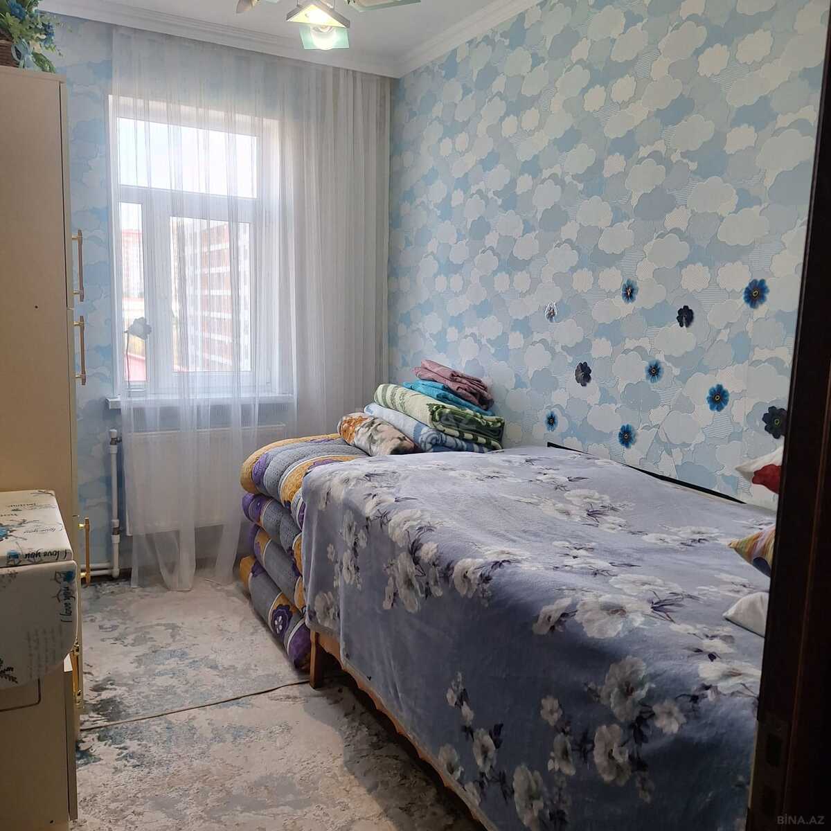 3 otaqlı Köhnə tikili, Sumqayıt