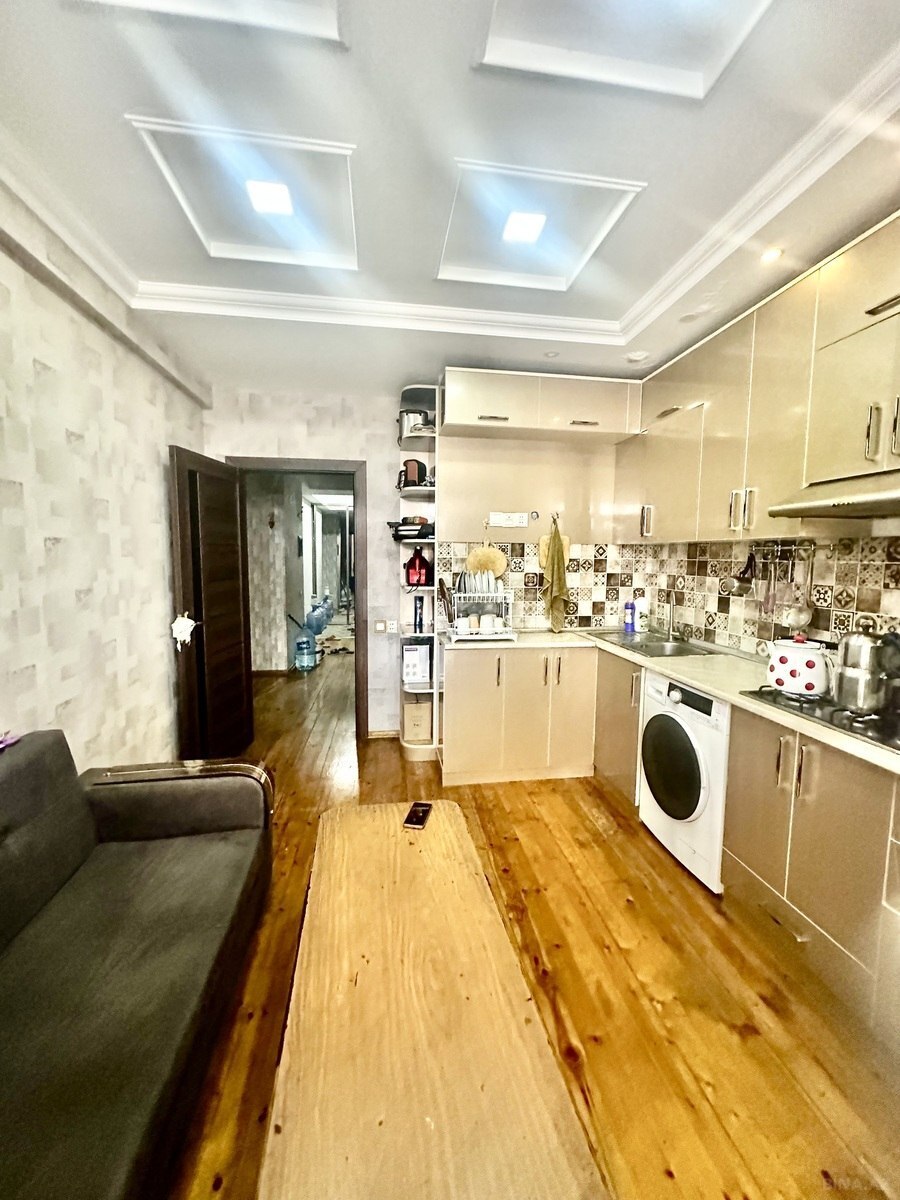 3 otaqlı Yeni tikili, Qara Qarayev m., Bakı